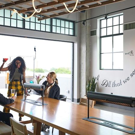 Moxy Charleston Downtown Hotel Екстериор снимка